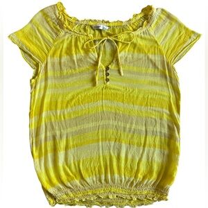 💛 Old Navy Striped Women’s Shirt